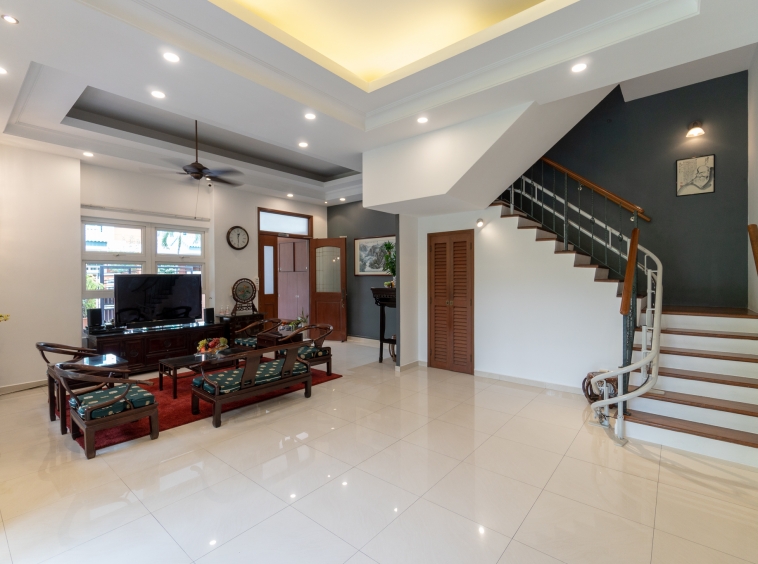 Selling Singapore