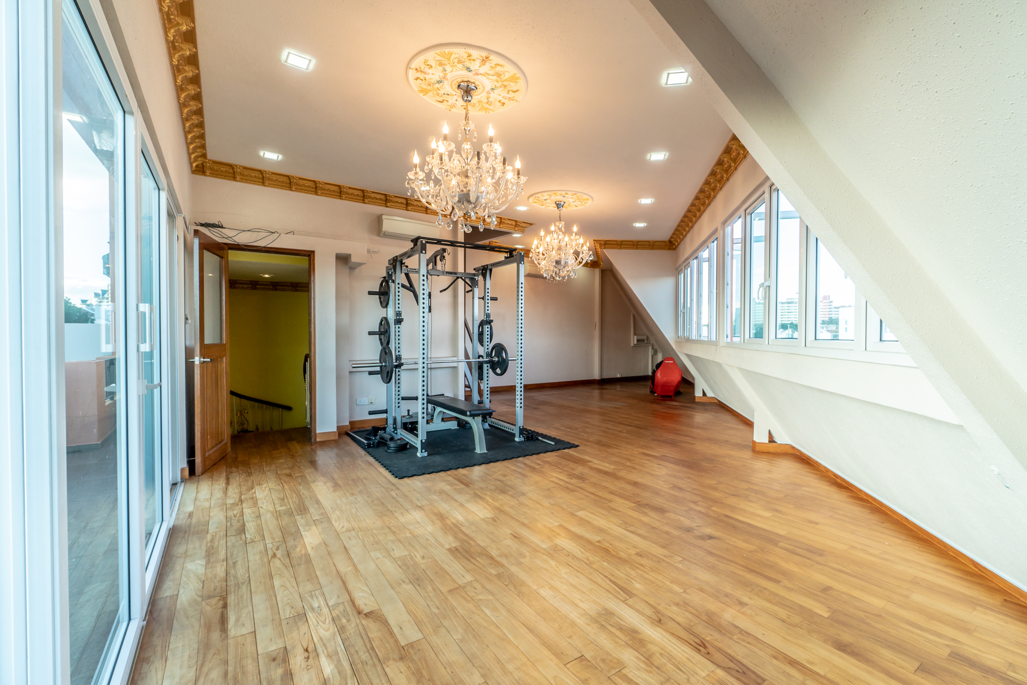 Jalan Senyum Selling Singapore