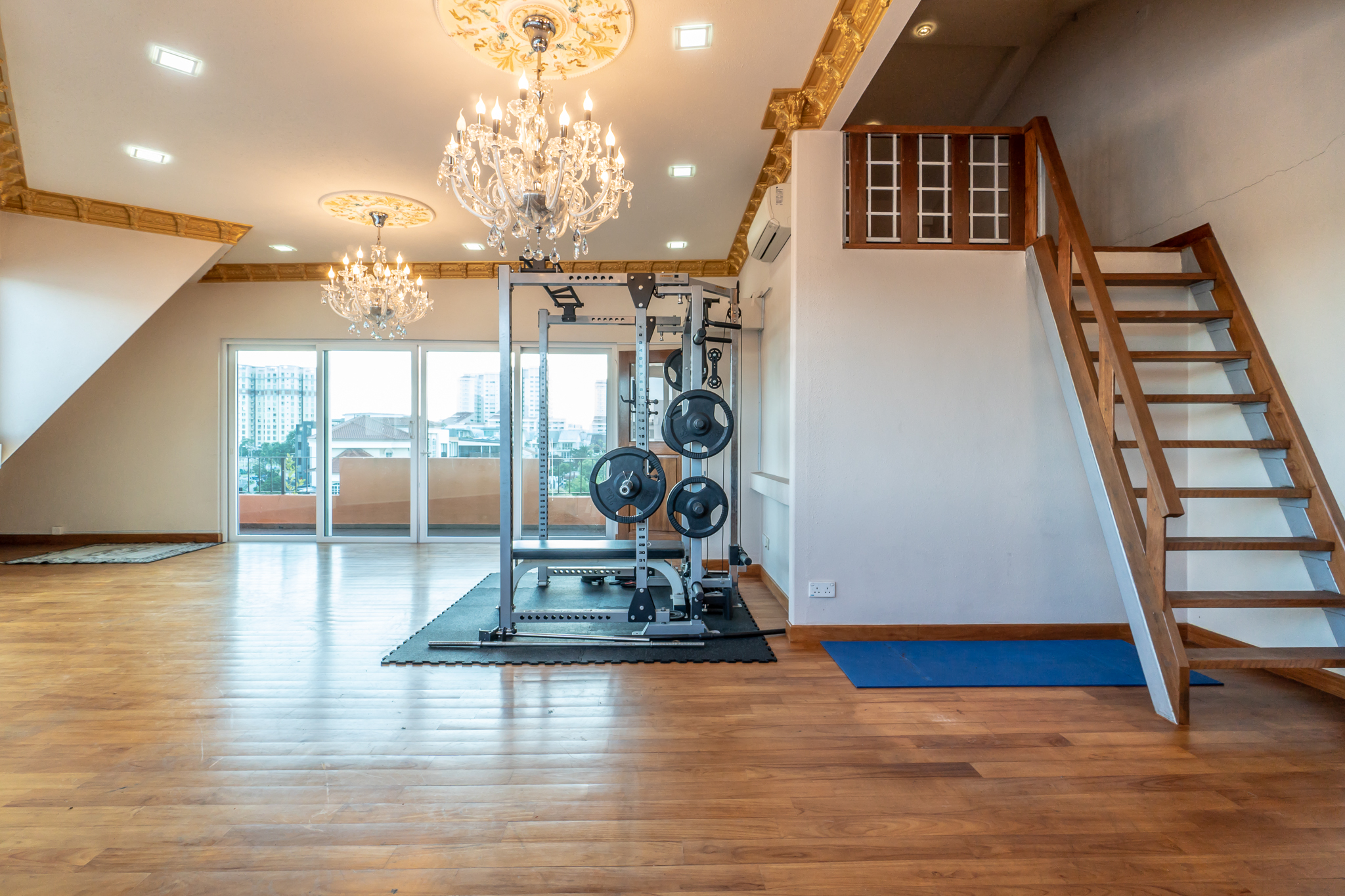 Jalan Senyum Selling Singapore