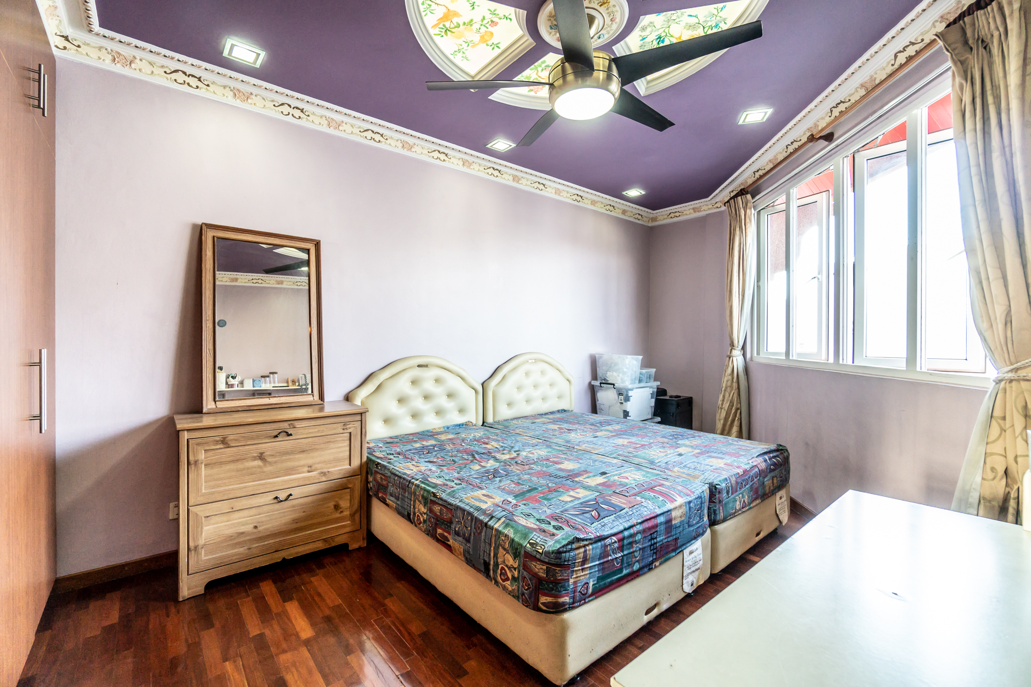 Jalan Senyum Selling Singapore