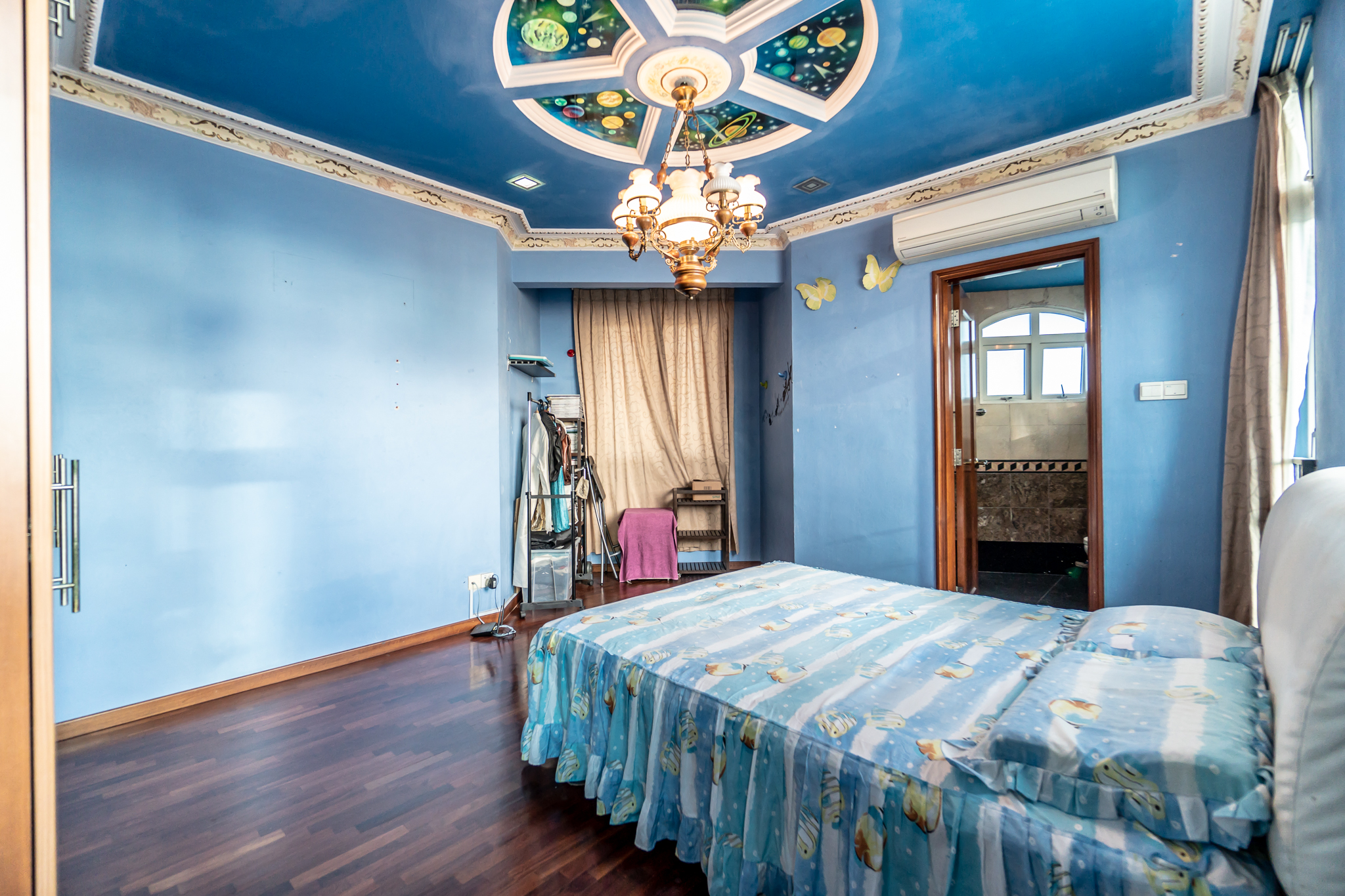 Jalan Senyum Selling Singapore