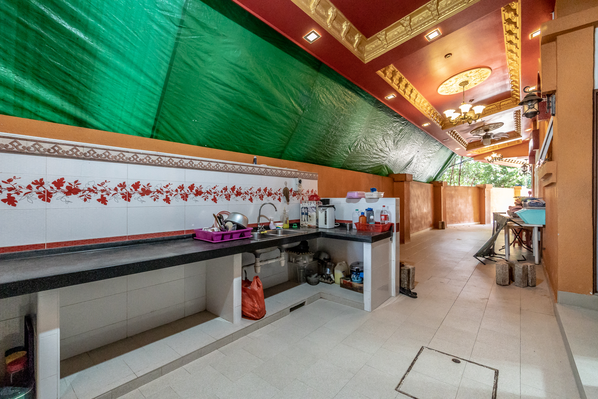 Jalan Senyum Selling Singapore