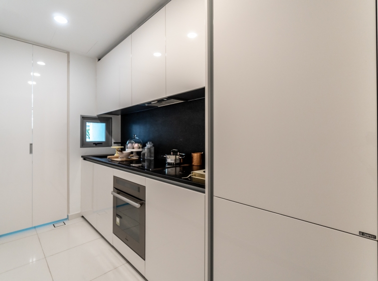 26 newton Selling Singapore