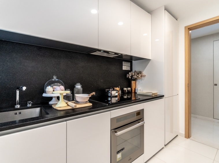 26 newton Selling Singapore