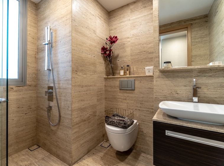 26 newton Selling Singapore