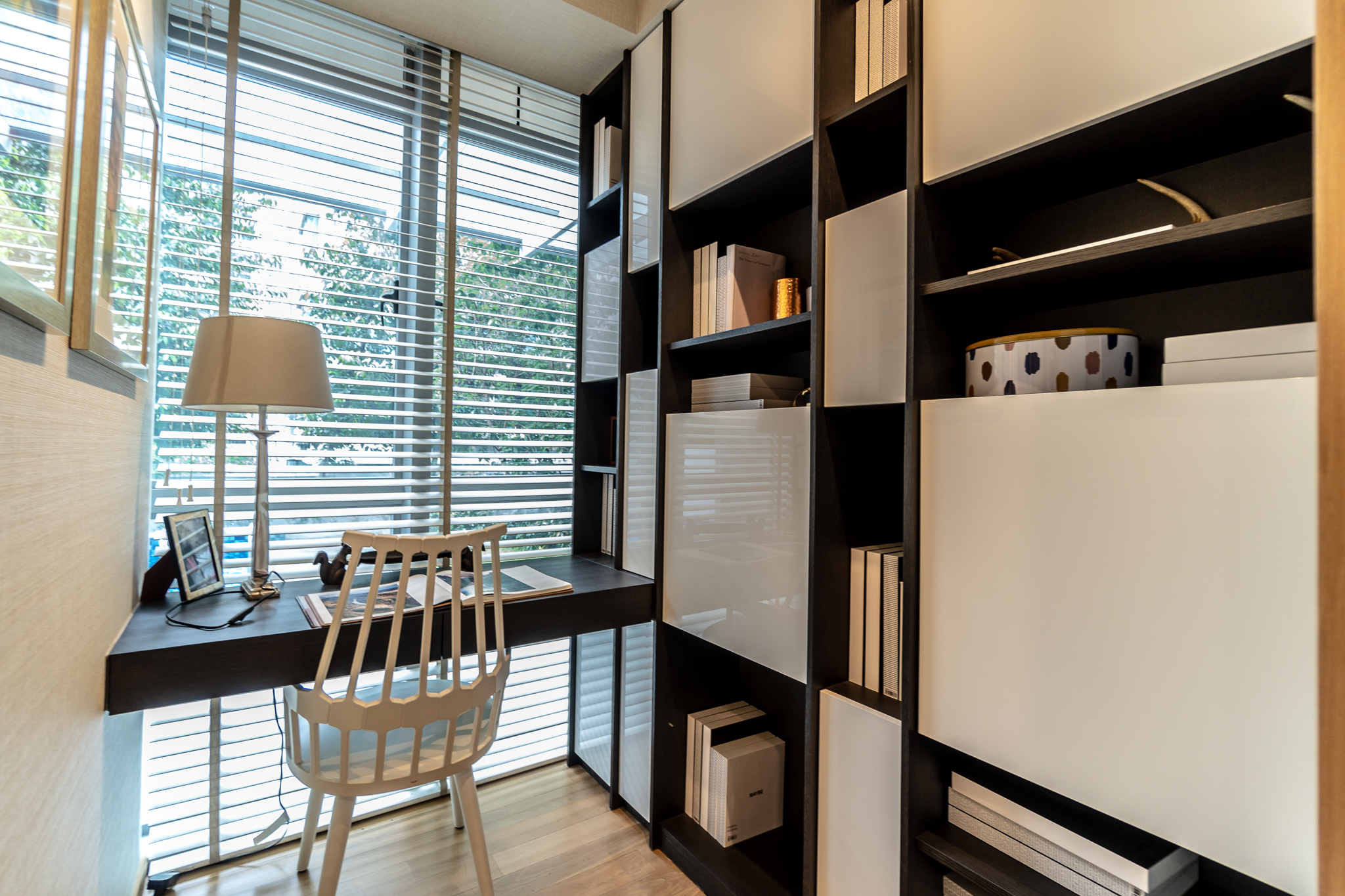 26 newton Selling Singapore