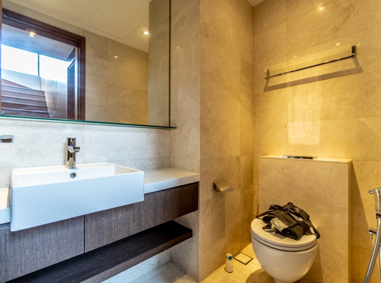 Altez 3 bed Selling Singapore