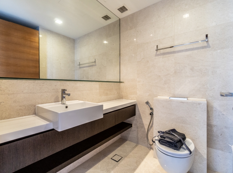 Altez 2 bed Selling Singapore