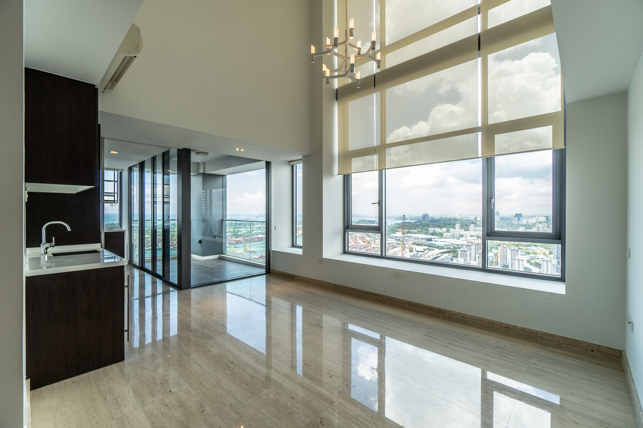 Altez 2 bed Selling Singapore