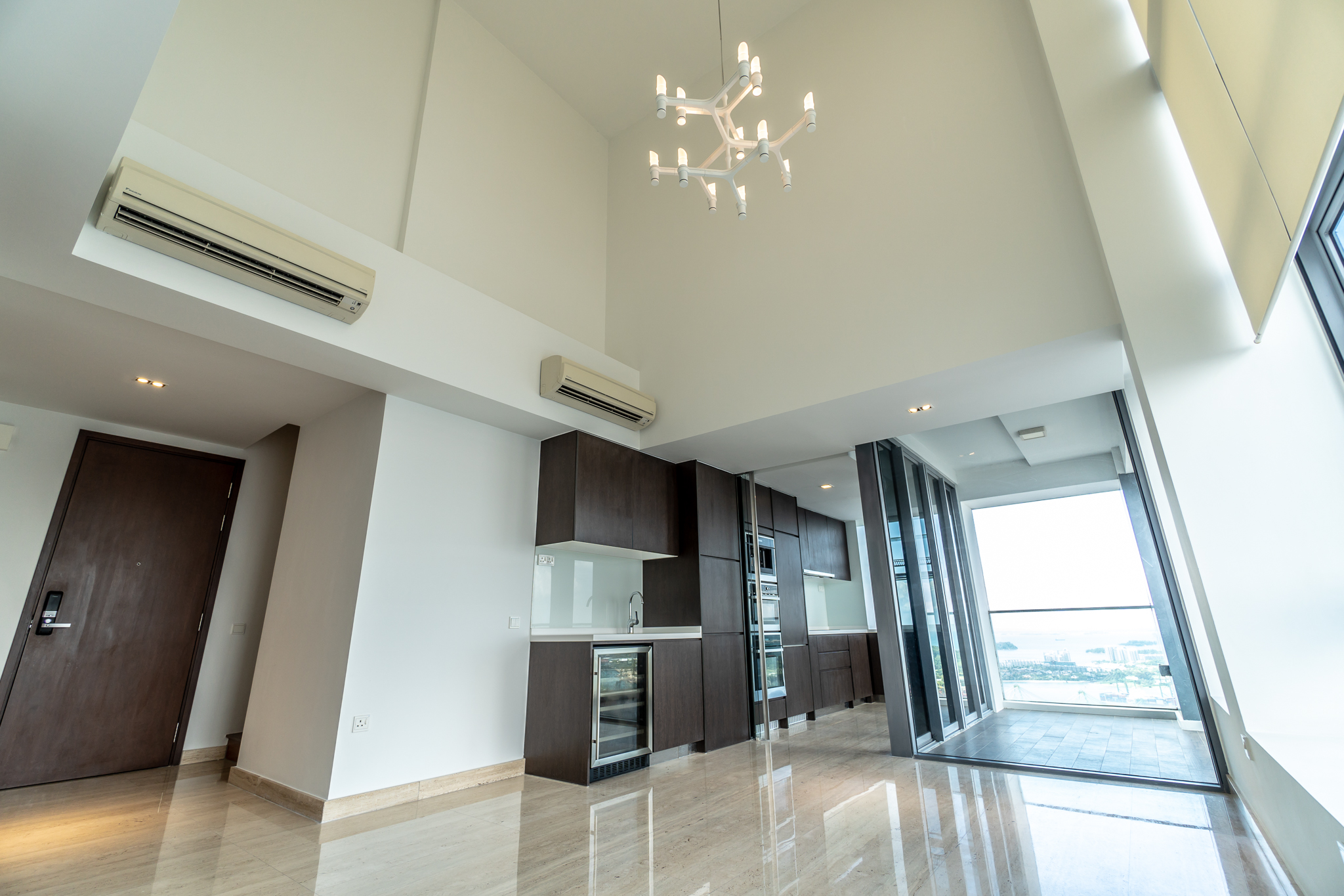 Altez 2 bed Selling Singapore