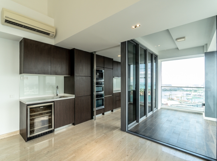 Altez 2 bed Selling Singapore