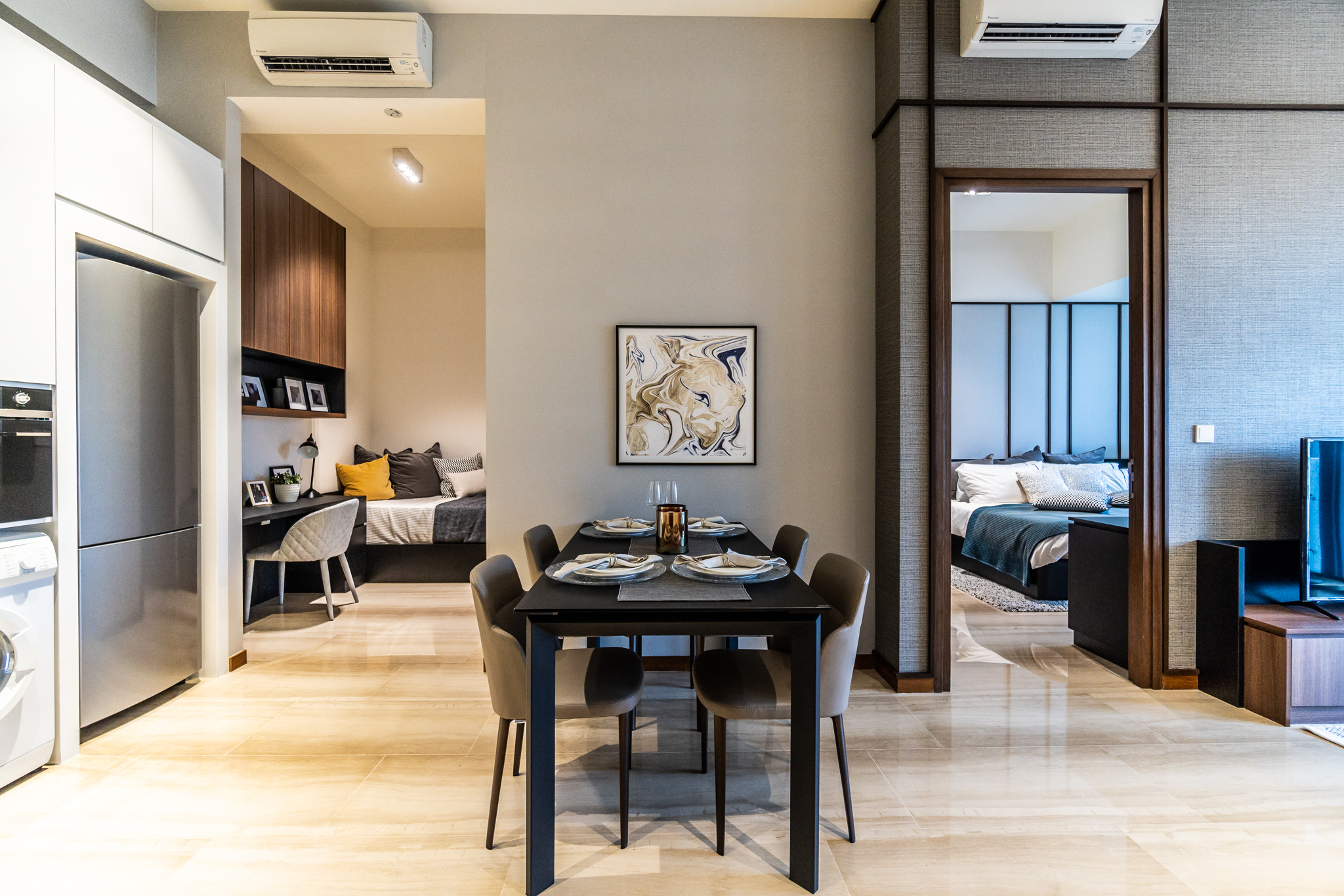 bijou 1 bed + study Selling Singapore