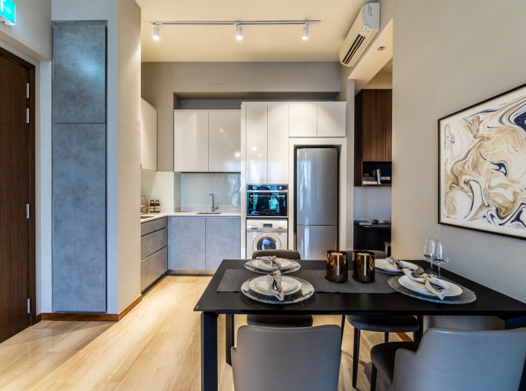 bijou 1 bed + study Selling Singapore