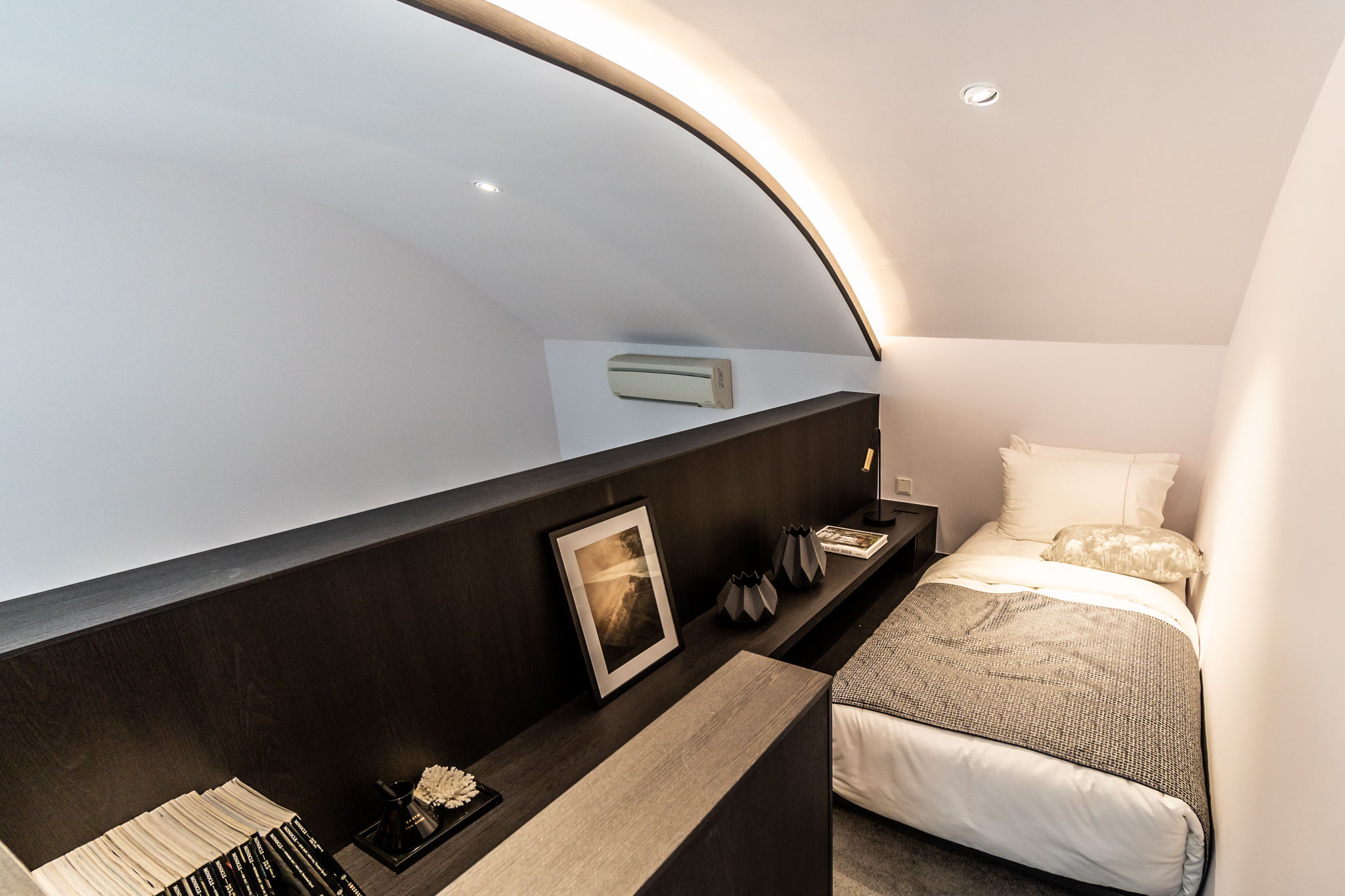 Bijou dual key Selling Singapore