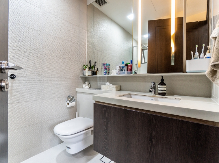 E maison 1 bed Selling Singapore
