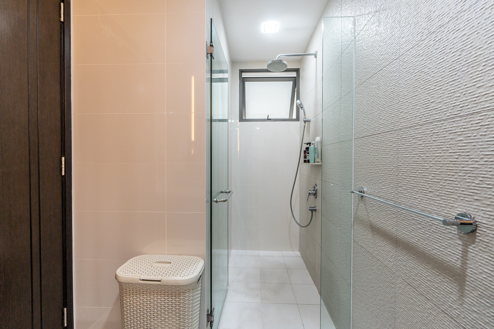 E maison 1 bed Selling Singapore