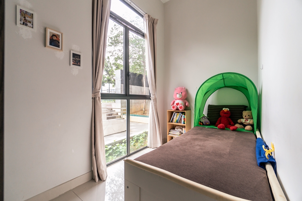 Midtown Residences Patio Selling Singapore