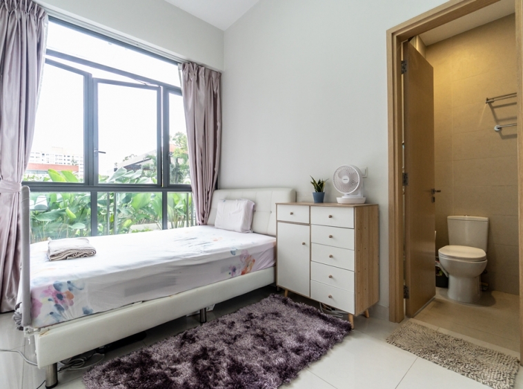 Midtown Residences Patio Selling Singapore