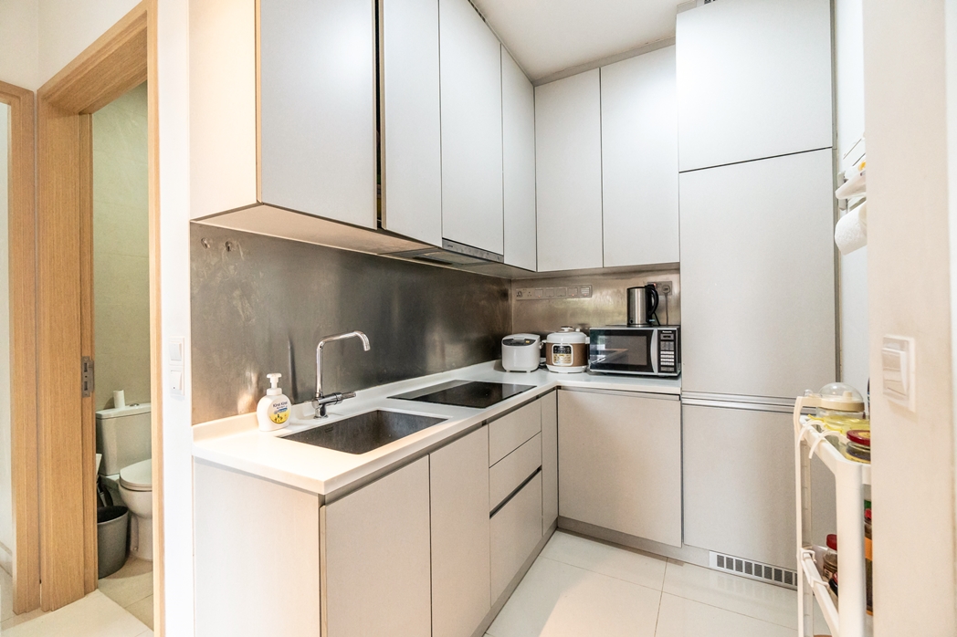 Midtown Residences Patio Selling Singapore