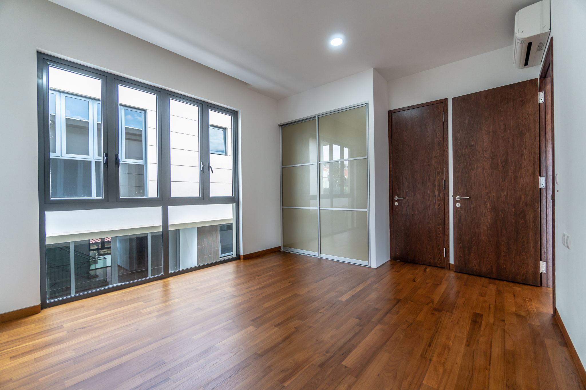 aroozoo lane Selling Singapore