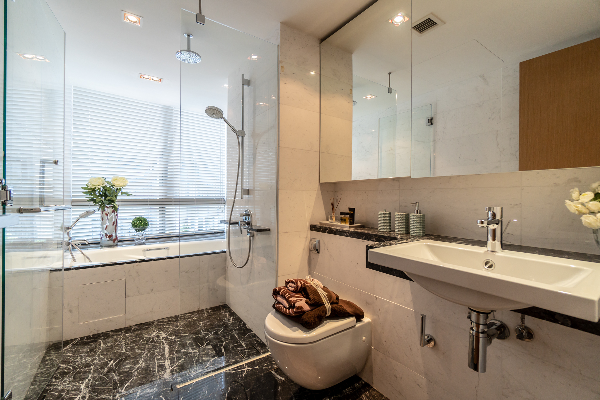 one shenton selling singapore