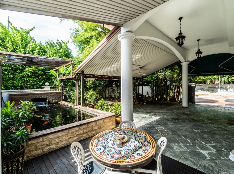 lynwood grove Selling Singapore