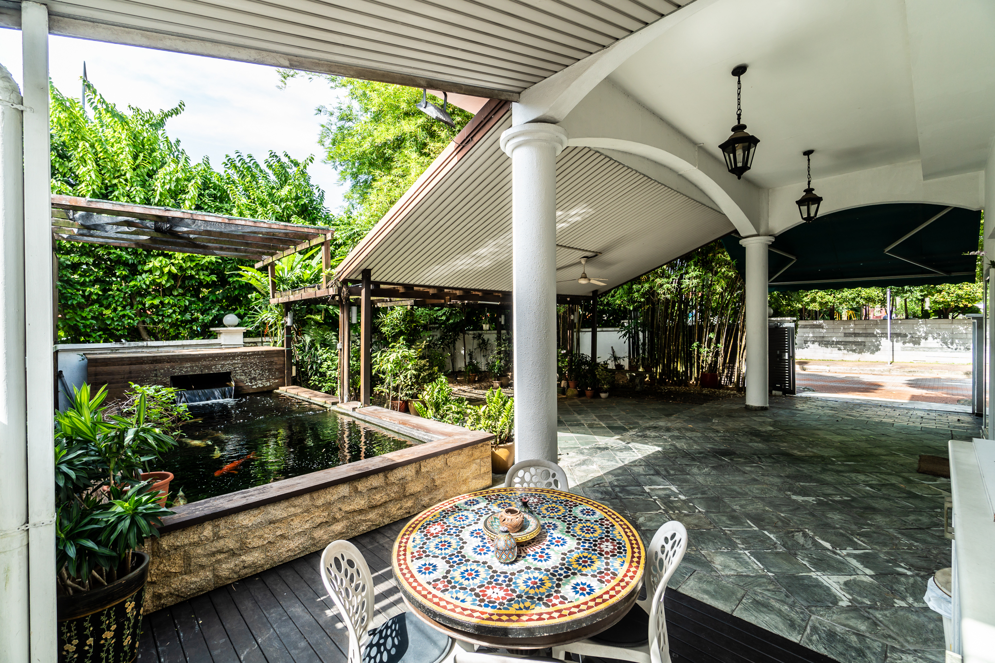 lynwood grove Selling Singapore