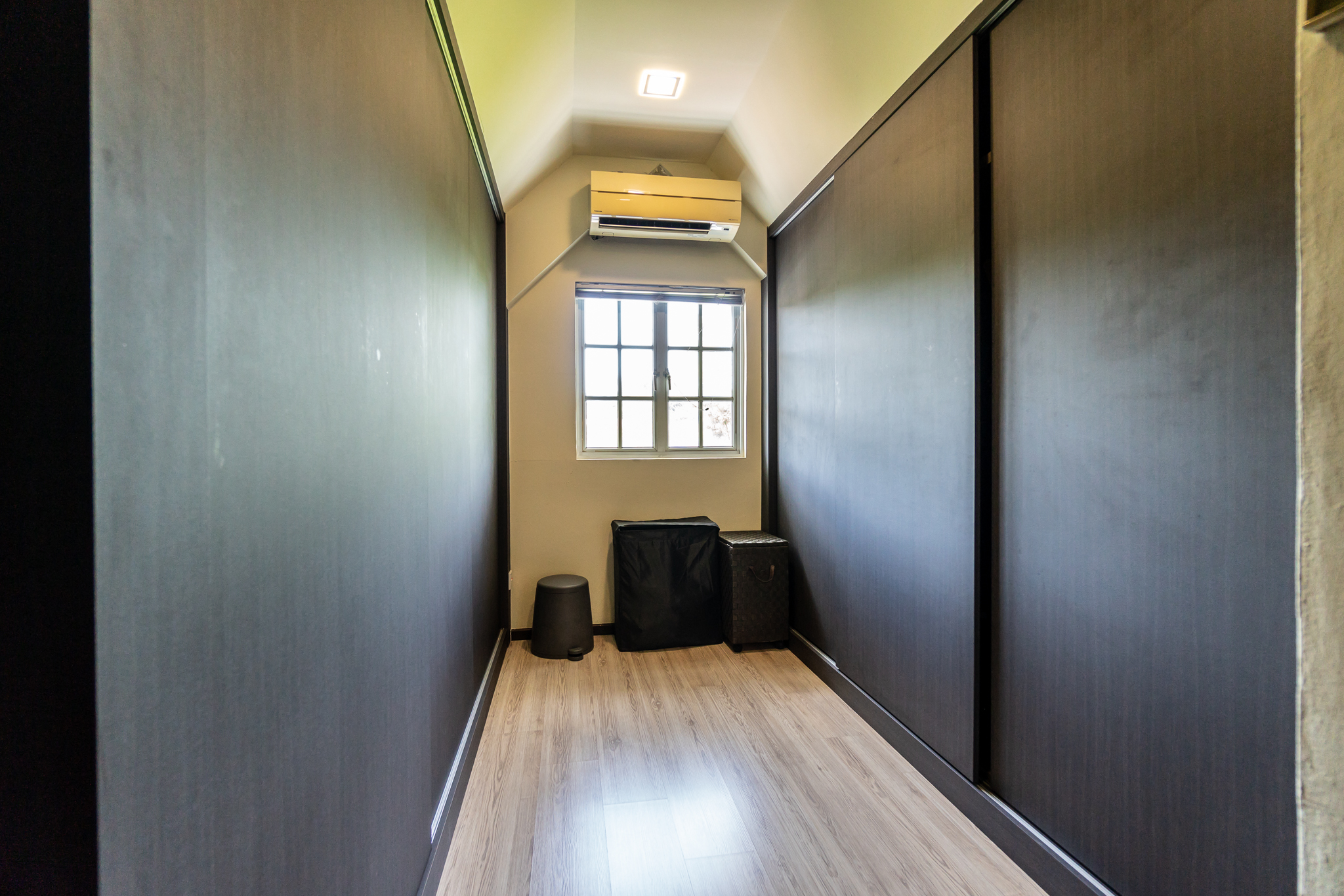 lynwood grove Selling Singapore