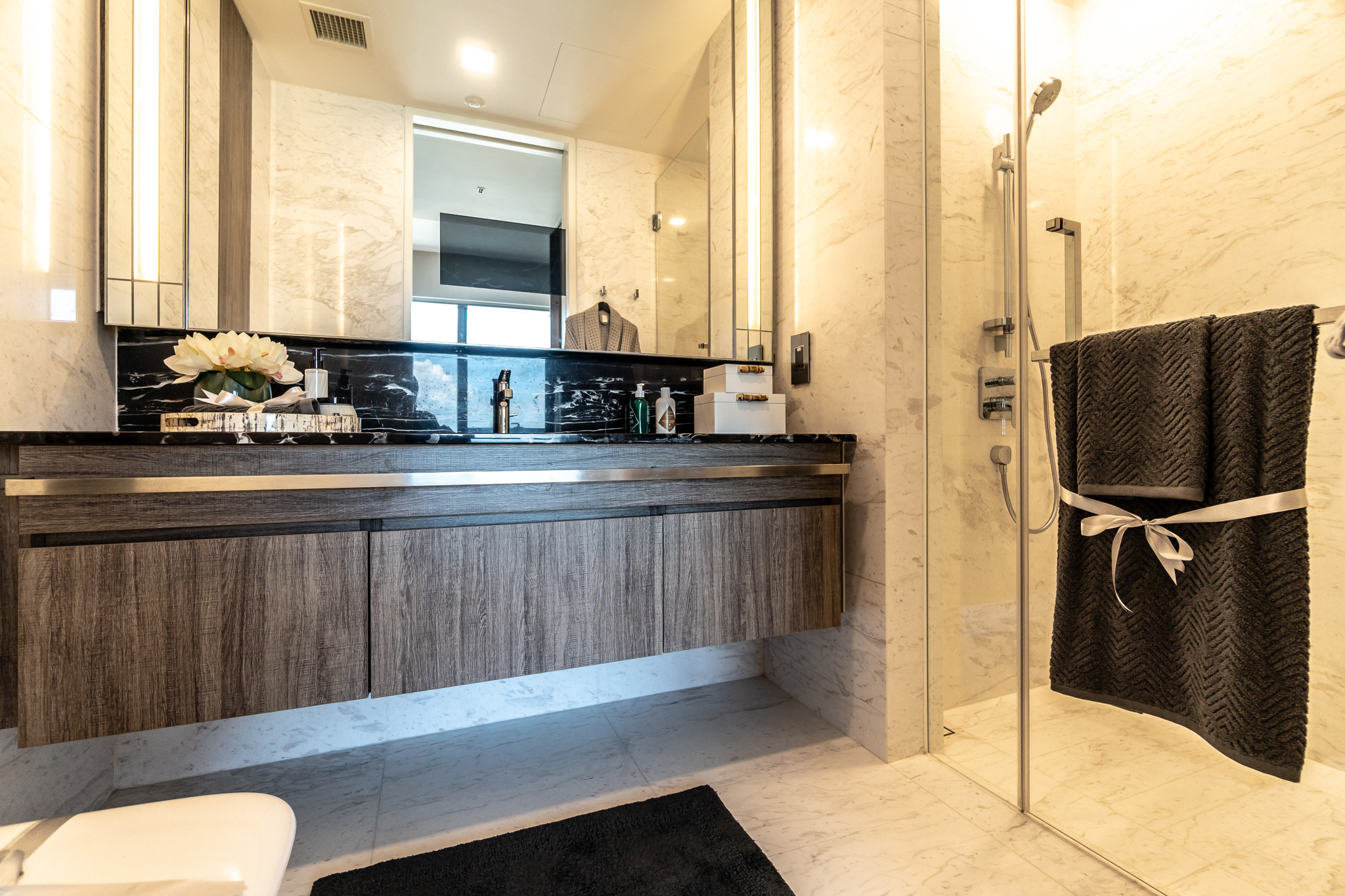 Wallich Residence 2 Bedroom Selling Singapore